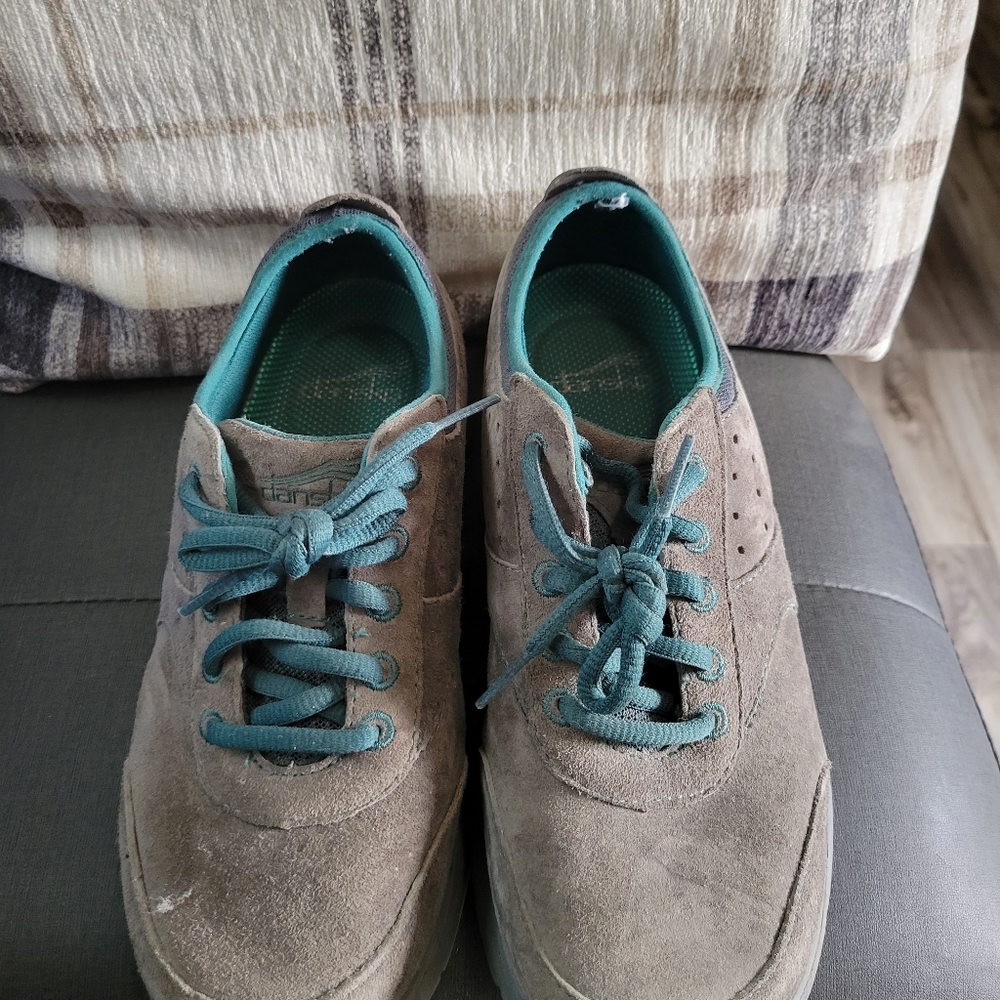 Dansko Shoes - Picture 2 of 2